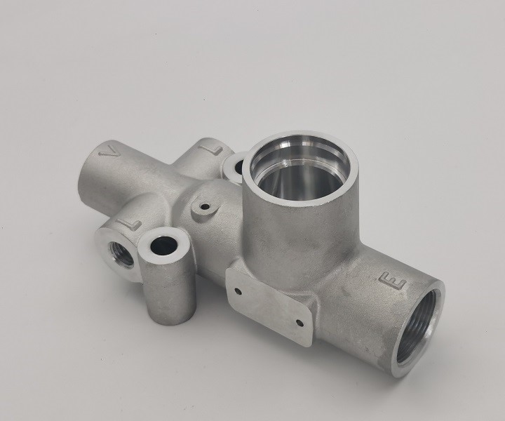 Anpassad A356-T6 aluminiumventilkroppsgjutning